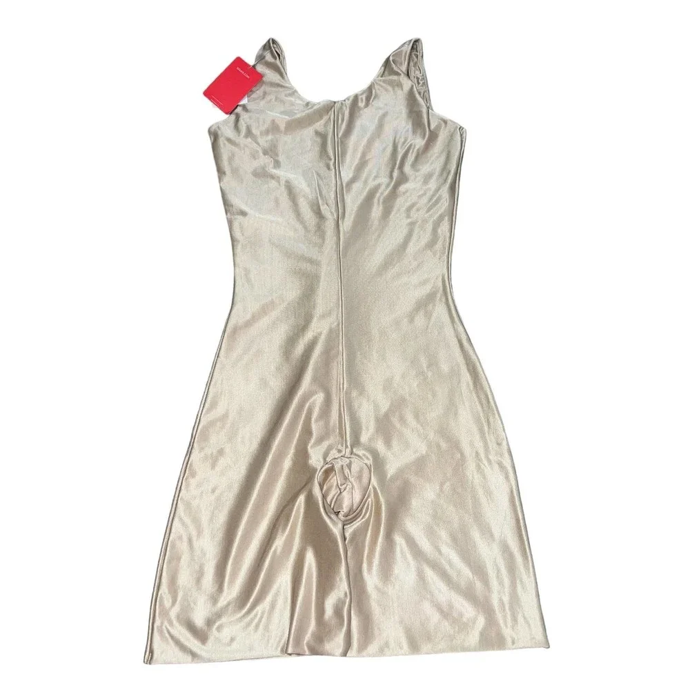 SPANX Conceal- Her Nude Full Body Shapewear - Picture 2 of 6